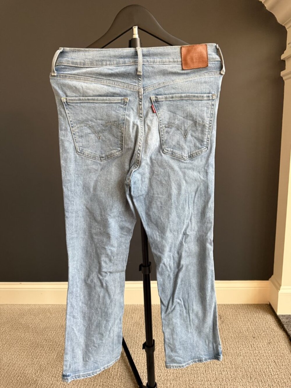 Levi's Light Wash Slim Straight Jeans W28 L26